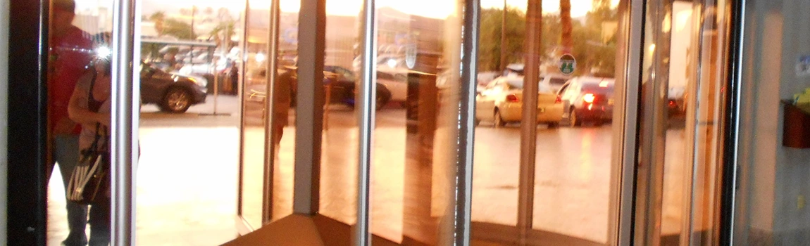 Storefront Glass Repair Cost in Jacksonville, FL